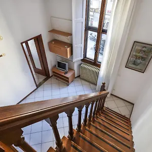 Santa Maria Novella Bright And Modern - Hosted By Sweetstay Apartment