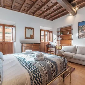 Apartment Montecitorio & Pantheon Stylish Flat